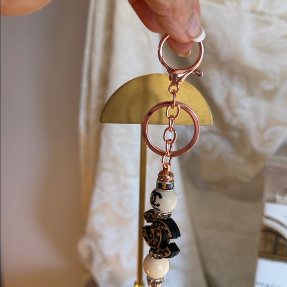 Channel NWOT design key chain - Picture 3 of 5